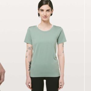Lululemon Breeze Short Sleeve